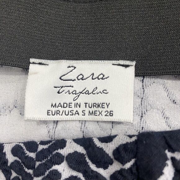 ZARA S Trafaluc Jacquard Skater Texture Pull On Geo Mini Skirt Black Stretch Y2K - Picture 5 of 10